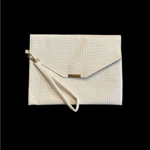 White crocodile wristlet